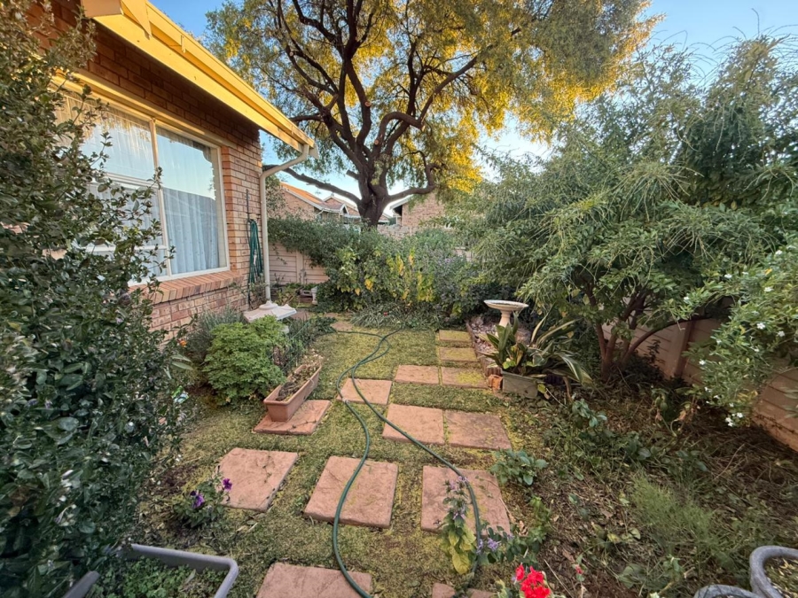 2 Bedroom Property for Sale in Fleurdal Free State